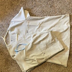 Space grey figs scrubs